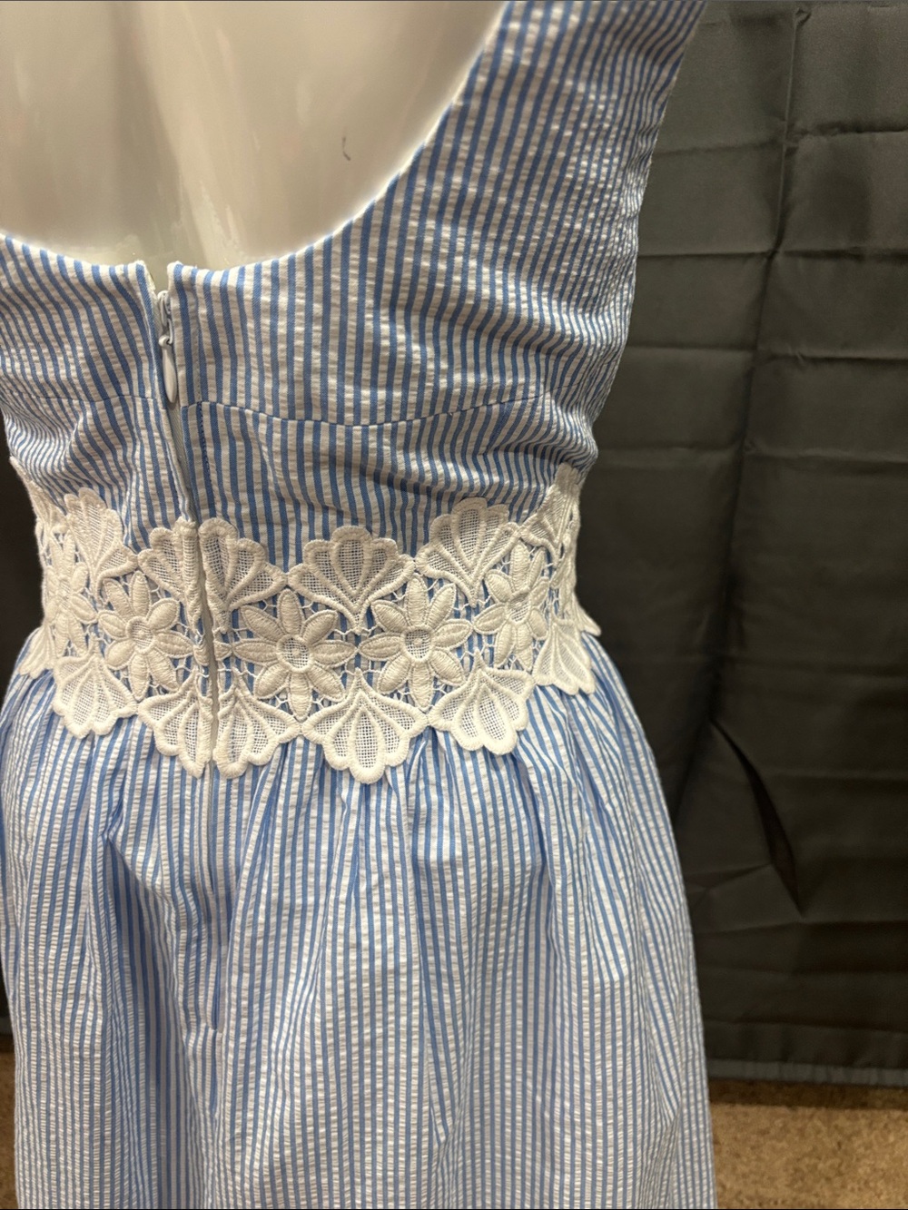 NWT Lilly Pulitzer Tess Blue Seersucker embroidered dress - Picture 8 of 11